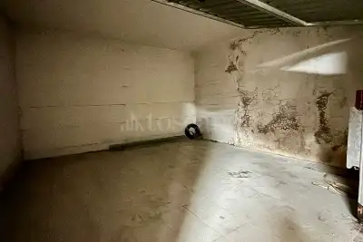 Box in vendita, Vicolo Sapienza - Avellino , Avellino