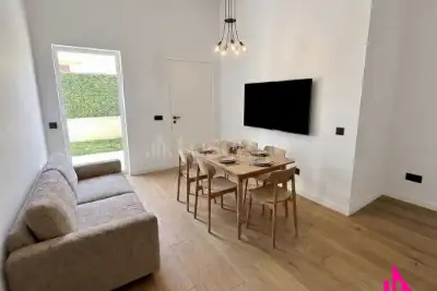 Casa in vendita, Via Michele Barbi, Roma