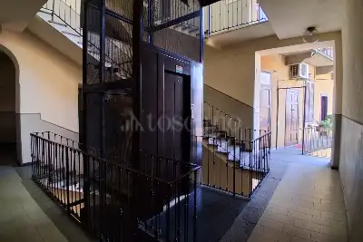 Casa in affitto, Alzaia Naviglio Grande, Milano