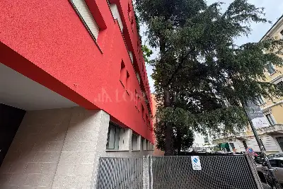 Casa in vendita, Via Serviliano Lattuada, Milano