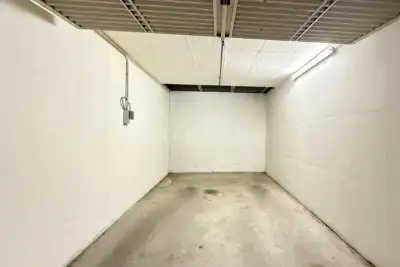 Box in vendita, Via Lucerna, Milano
