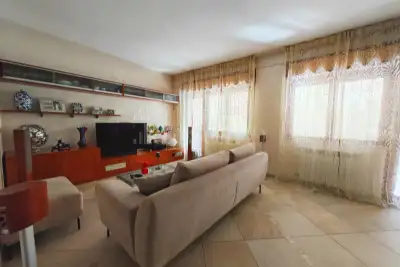 Villino a Schiera in vendita, Via Valeriano Cobbe, Roma