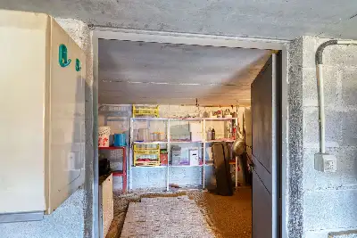 Casa Indipendente in vendita, Via Della Repubblica, Bisuschio