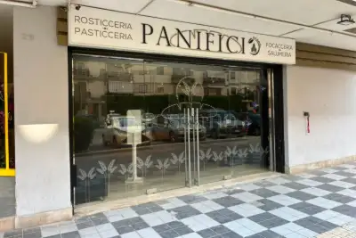 Commercial Activity for sale, Via Giacomo Giacobelli, Bari
