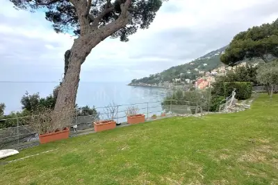 Casa in vendita, Viale alla Stazione, Sori