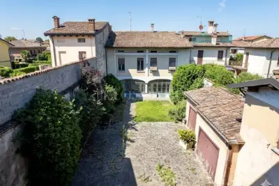 Casa Indipendente in vendita, Via Guglielmo Marconi, Paderno Franciacorta