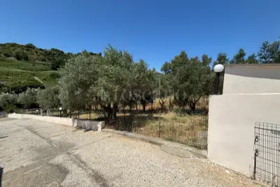 Magazzino in vendita, Via Fausto Gullo, Borgia