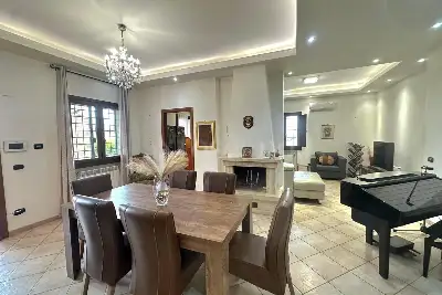 Villa Plurifamiliare in vendita, Via Elini, Fiumicino