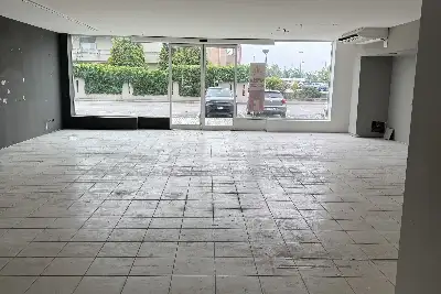 Negozio in vendita, Via Codognino, Cornegliano Laudense