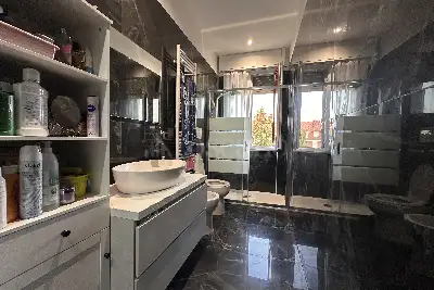 Casa in vendita, Via Monte Bianco, Limbiate