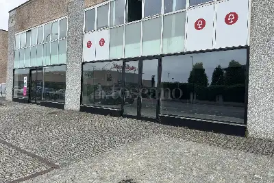 Negozio in vendita, Via Codognino, Cornegliano Laudense