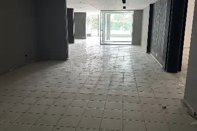 Negozio in vendita, Via Codognino, Cornegliano Laudense