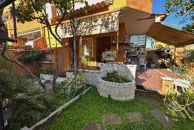 Villa Plurifamiliare in vendita, Via Ortona a Mare, Fiumicino