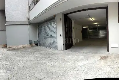 Box in vendita, Via delle Calasanziane, Roma