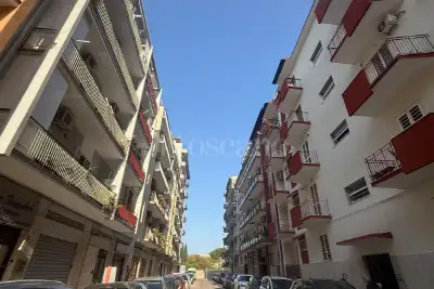 Negozio in vendita, Via Andrea Gabrieli, Bari