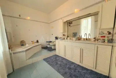 Villa Plurifamiliare in vendita, Via Monte Grappa, Nave
