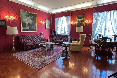 Casa in vendita, Via Farini, Roma