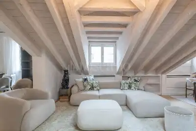 Casa in vendita, Via Marco Polo, Milano