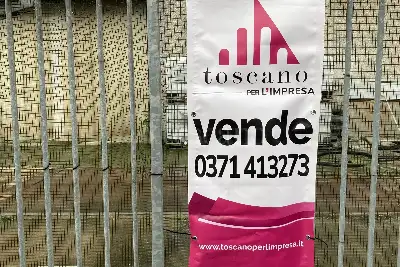 Capannone in vendita, Via G. Curioni, Galgagnano