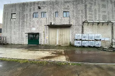 Capannone in vendita, Via G. Curioni, Galgagnano
