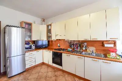 Casa in vendita, Via Benvenuto Cellini, Cantù