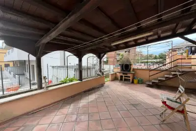 Villa in vendita, Via Taleggio, Roma