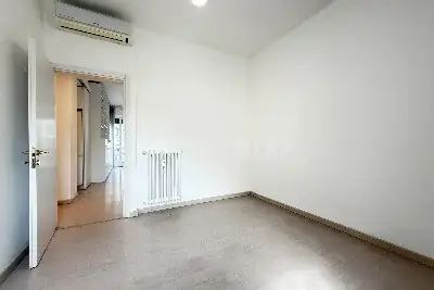 Casa in affitto, Via Valtellina, Milano