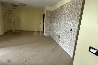 Magazzino in vendita, Strada Circonvallazione , Luco dei Marsi