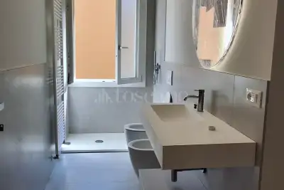 Casa in vendita, Via Centotrecento, Bologna