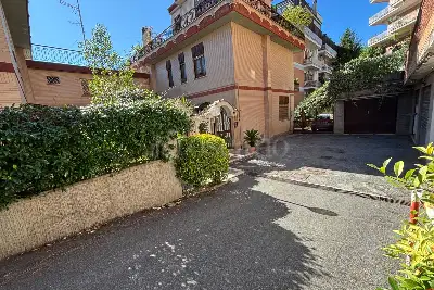 Casa in vendita, Via Casal Saraceno, Roma