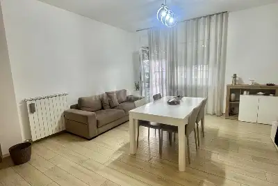 Casa in vendita, Via Leonardo di Capua, Avellino