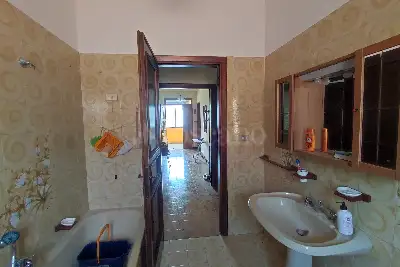 Casa Indipendente in vendita, Via Antica Arischia, L'Aquila