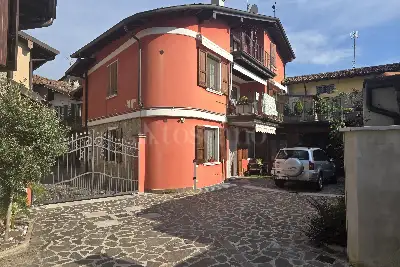 Casa Indipendente in vendita, Ad.ze Casa Natale di Papa Paolo VI, Concesio