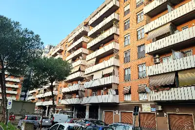 Casa in vendita, Via Pietro Marchisio, Roma