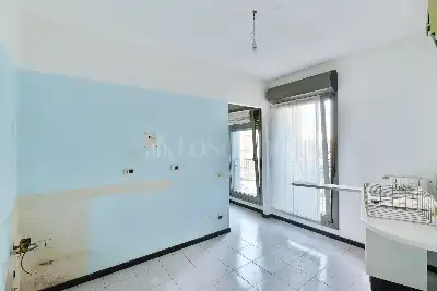 Casa in vendita, Via Adua, Erba