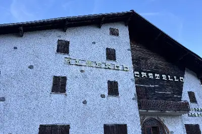 Negozio in vendita, Località Castello, Mezzoldo