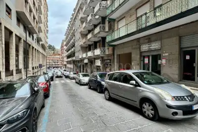 Negozio in affitto, Via Serafino Soldi, Avellino