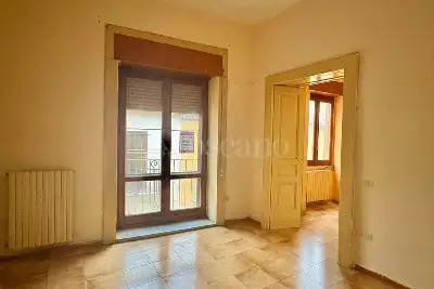 Palazzo in vendita, via Giovanni Verga, Altavilla Irpina, Altavilla Irpina