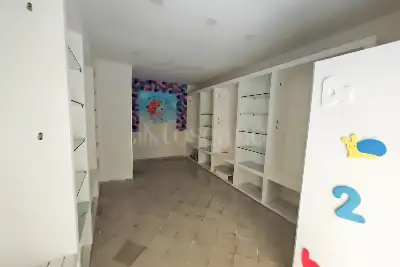 Negozio in affitto, Vico II Duomo, Catanzaro