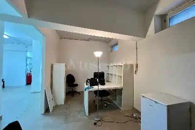 Laboratorio in vendita, Via Montepulciano, Roma