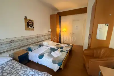 Casa in vendita, Via Pessano, Milano