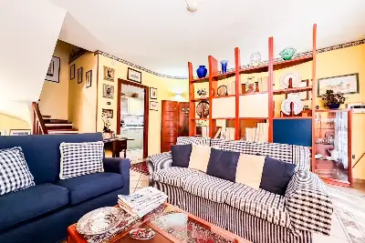 Villino a Schiera in vendita, Via dei Pini, Olbia