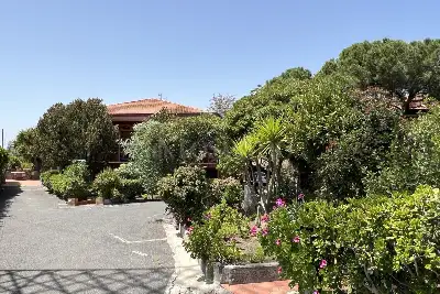 Villa in vendita, Via Antonino di Sangiuliano, Sant'Agata li Battiati