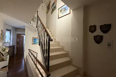 Palazzo in vendita, Via Edmondo de Amicis, Noicattaro