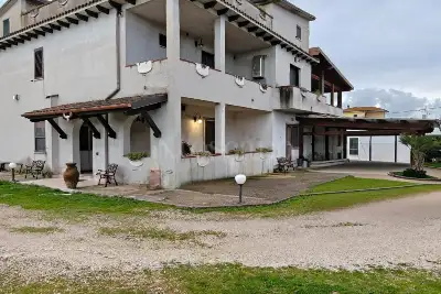 Villa in vendita, Via Le Ferriere, Latina