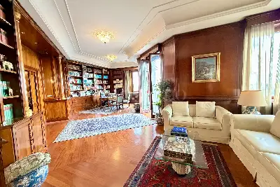 Casa in vendita, Via Mergellina, Napoli