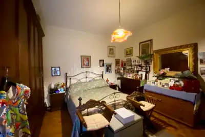 Casa in vendita, Via Montebello, Brescia