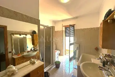 Villa Bifamiliare in vendita, Via Silvio Canevazzi, Roma