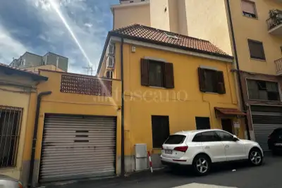 Casa Indipendente in vendita, Via Nuova, Catanzaro