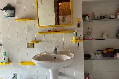 Casa Indipendente in vendita, Località Curcelle, Vernio